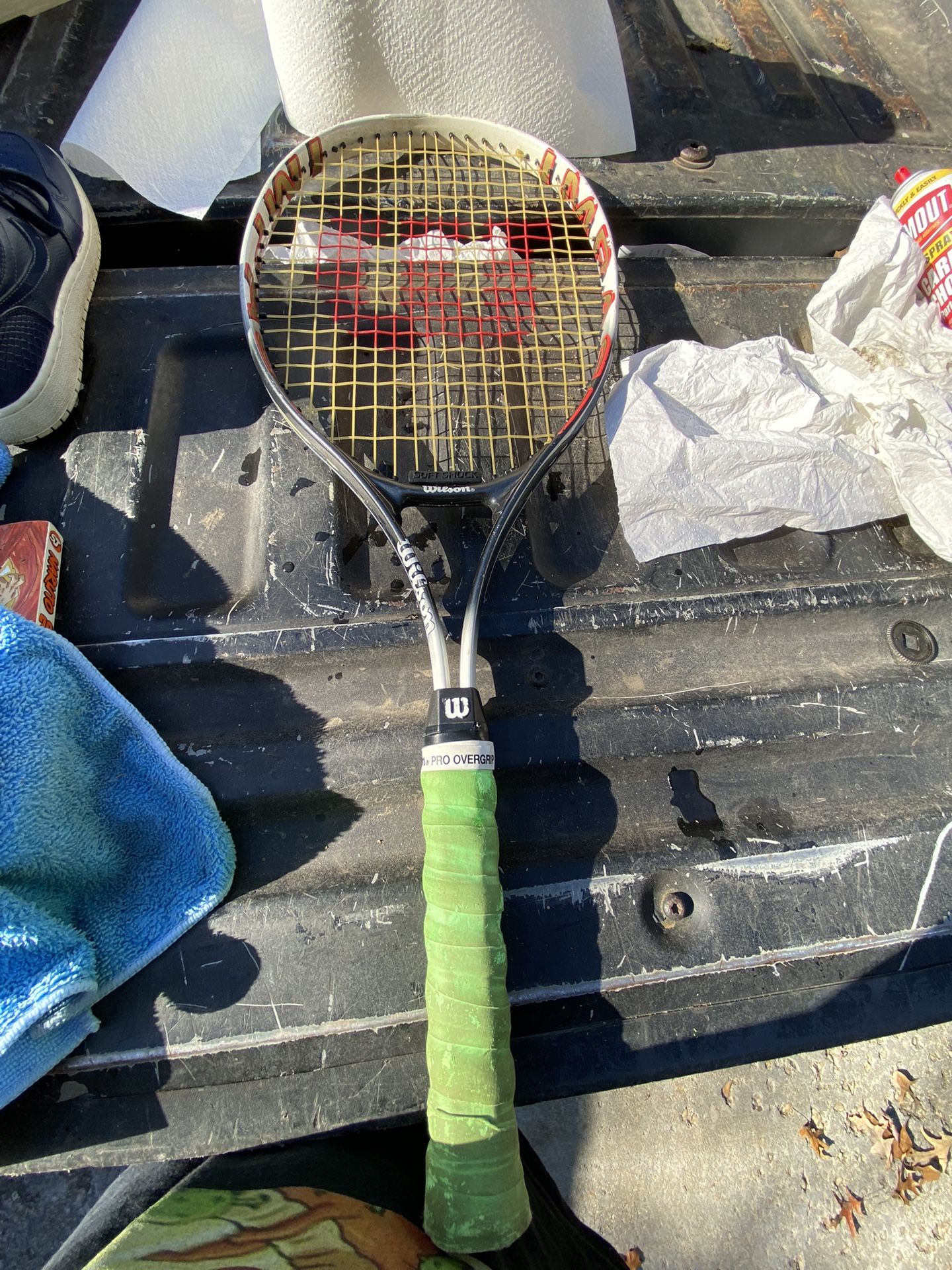 tennis racket