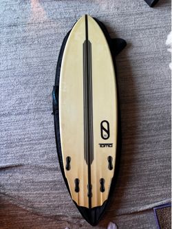 Sci fi Tomo Slater designs surfboard 5’10”  $240