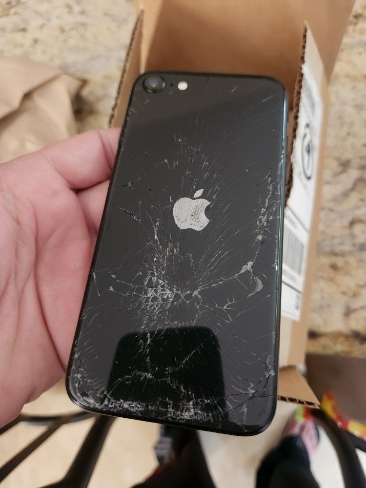 We Fix Phones And IPad Open Every Day
