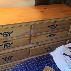 6 foot All solid wood Dresser