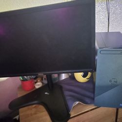 A Brand New Dell Desktop Computer For Sale Has Key Bord Mouse Just The Screen Is Different But Work  Well 