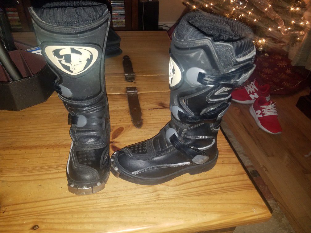 Thor mx boots size 12 for kids