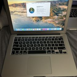 MacBook Air 2014 13inch I5 4gb ram 128ssd 