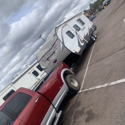 fifth wheel  rv trailer 