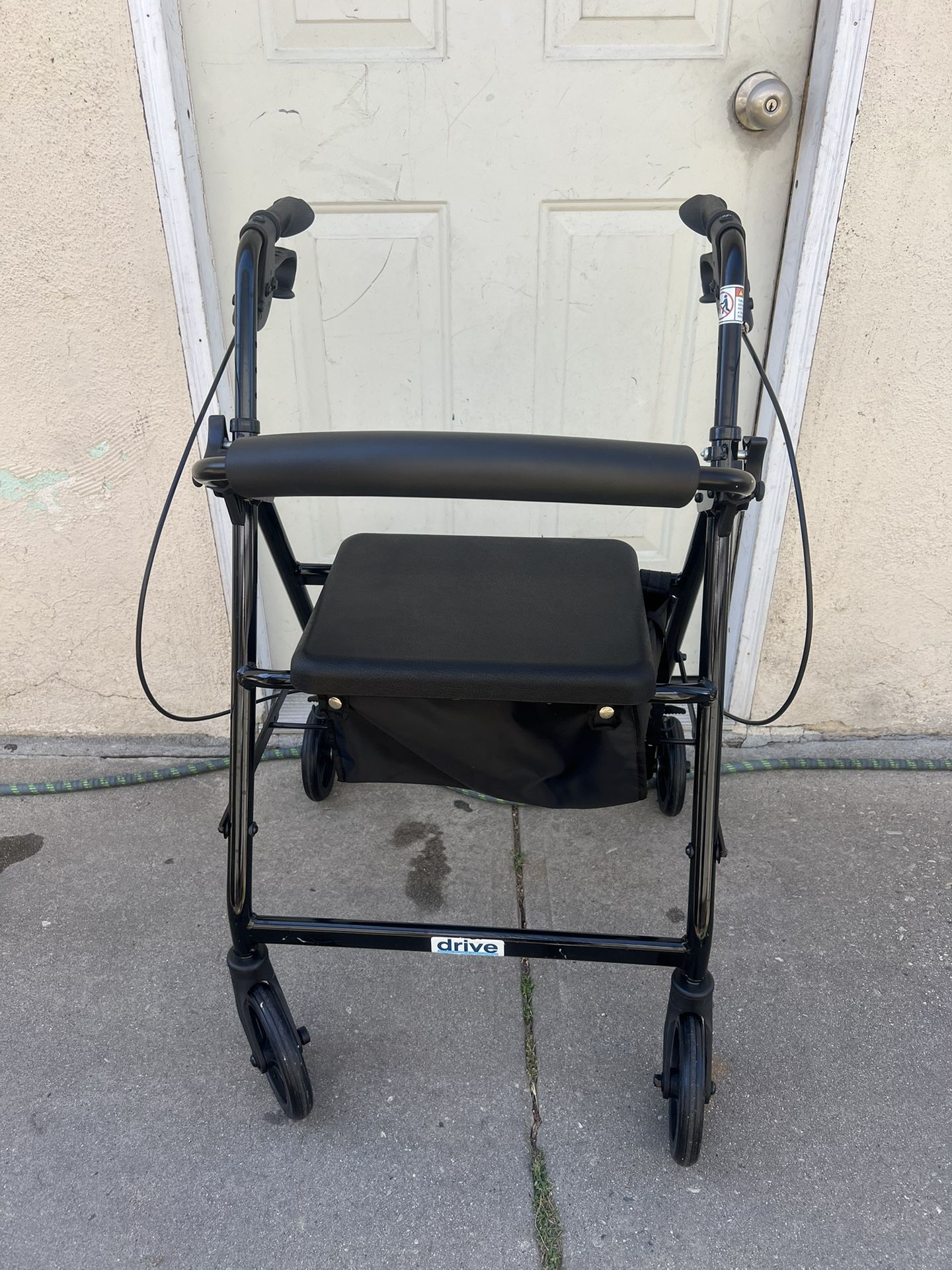 DRIVE WALKER