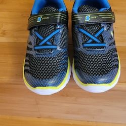 Brand new boys sneakers size 12