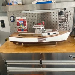 R/c Lobster Boat