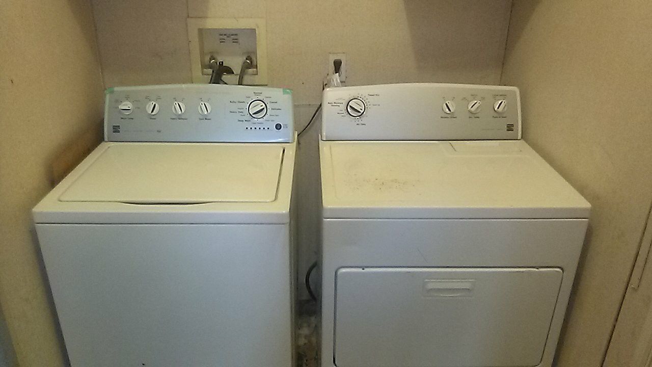 Kenmore washer an dryer