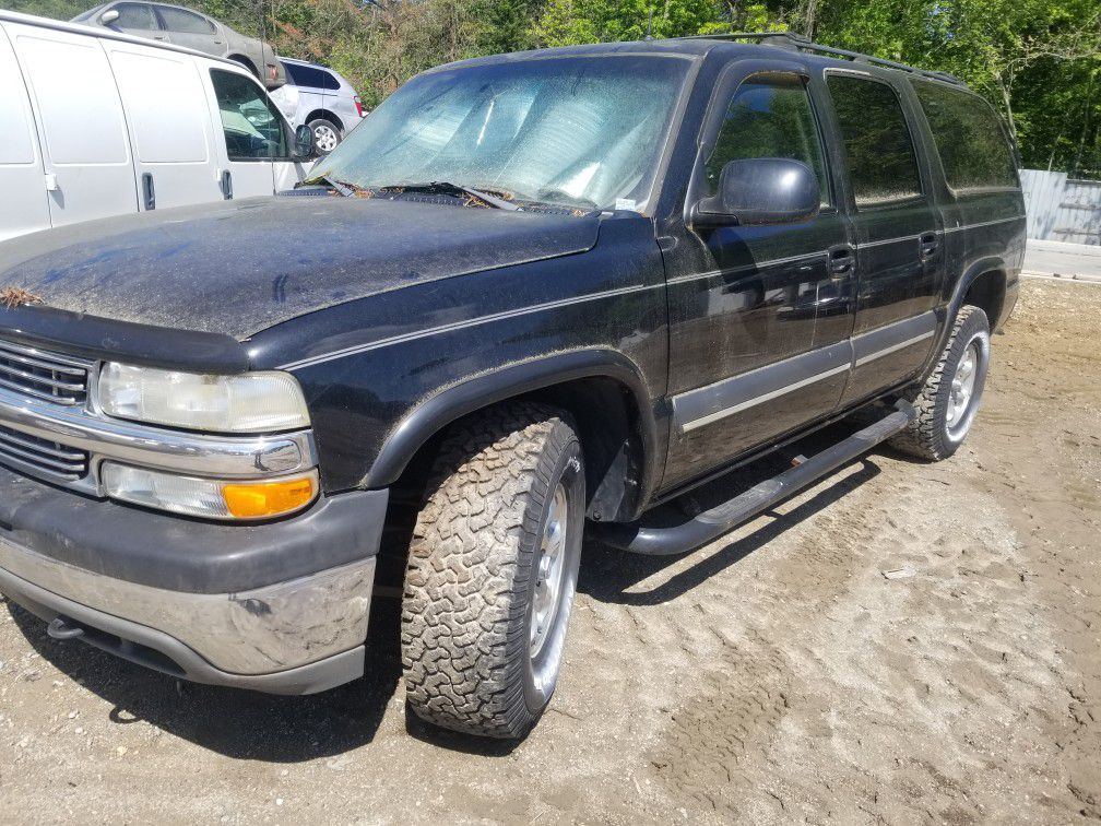 Parting out a Chevy suburban 2001