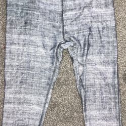 Women’s Under Armour Capri Pants