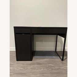 Black IKEA desk
