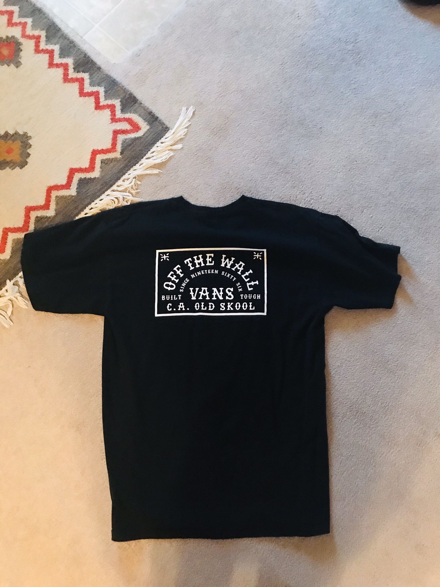 Vans T-Shirt • Men’s Size L • Black