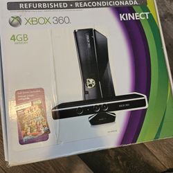 Xbox 360 Slim 4GB Kinect Console Bundle