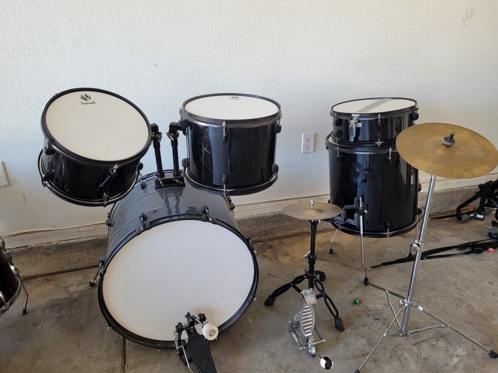 Drums Set