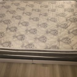 Full/ Double Spring Mattress With Box Spring