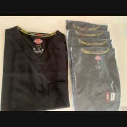Size Medium Dickies EDS Essentials Men's Scrubs