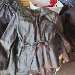 Girls leather jacket Large Good condition. Give me a good price and it's yours