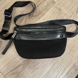 BELT PURSE AND VESTS 
