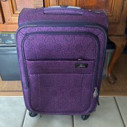 Skyway Carry On Rolling Suitcase Luggage