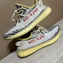 Yeezy Boost 350 V2 Zebra 