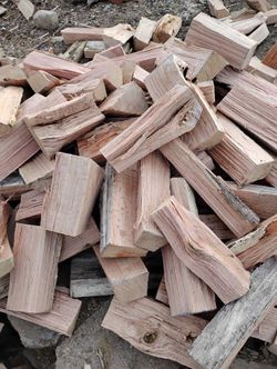 Full Cord Dry Split Firewood *FREE DELIVERY ANYWHERE