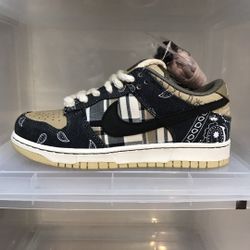 Tr.avis Scott xN.ike SB Dunk Low