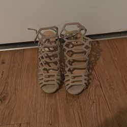 Mossimo Heels Size 7.5