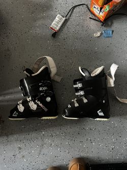 Lange 25-25.5 ski boots