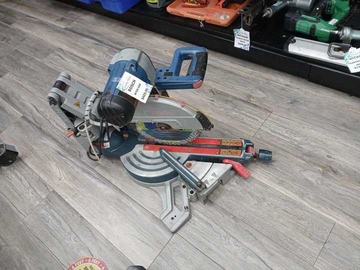BOSCH MITER SAW 