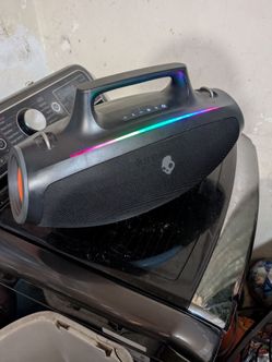 Skull candy speaker