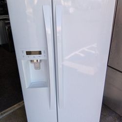 Apartment Kenmore White Refrigerator And Freezer 