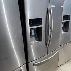 Samsung Beverage Door Fridge 