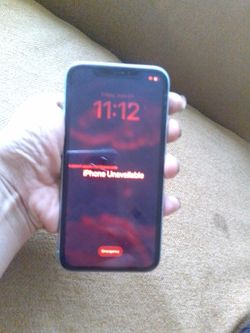 iPhone 11 Locked