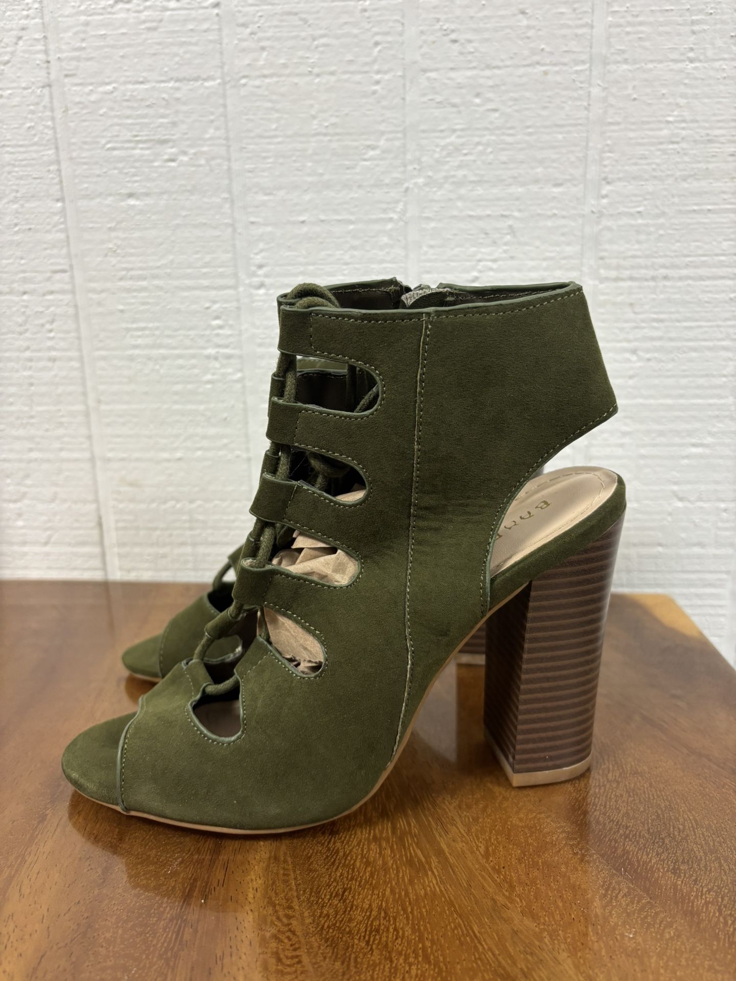 Size 7 Olive Green High Heels, Chunky Block Heel Sandals