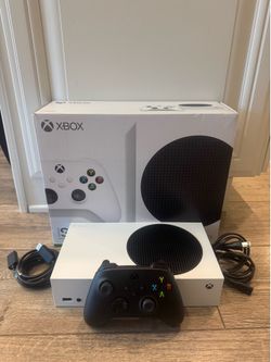NEW Xbox Series S in original box