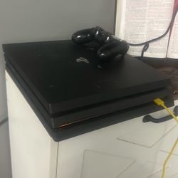 PS4 PRO