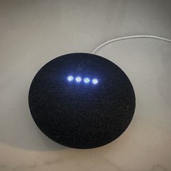 Smart Home Speaker & AI Helper
