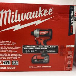 Brushless Impact Driver -Milwaukee 2850-22ct M18 18V 1/4in 3.400RPM 