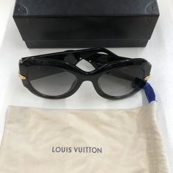 LOUIS VUITTON Sunglasses Z1132E Black