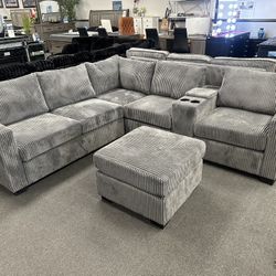 Gray Sofa Sectional w/ Free Ottoman 