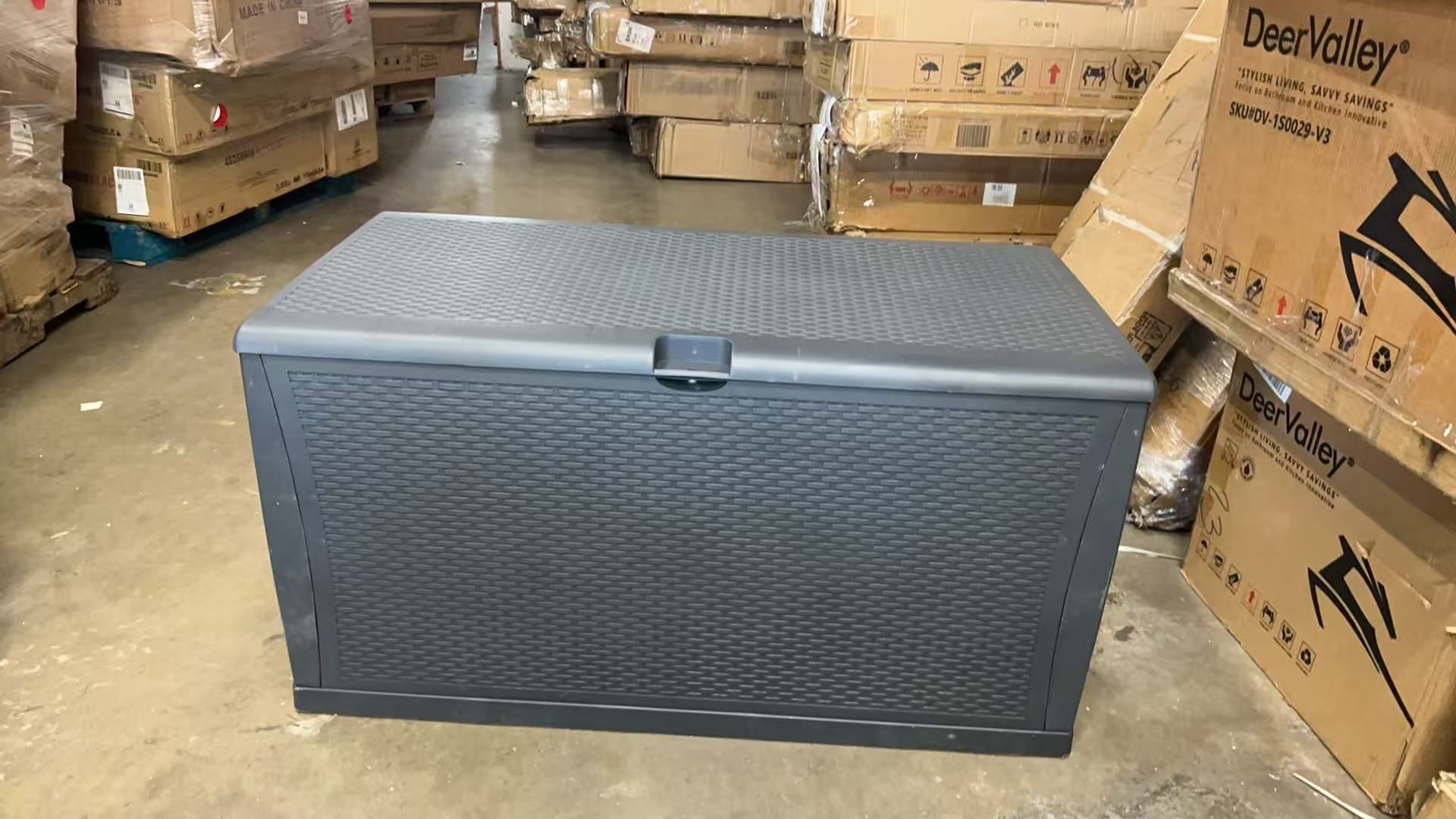 100 gallon storage container $50