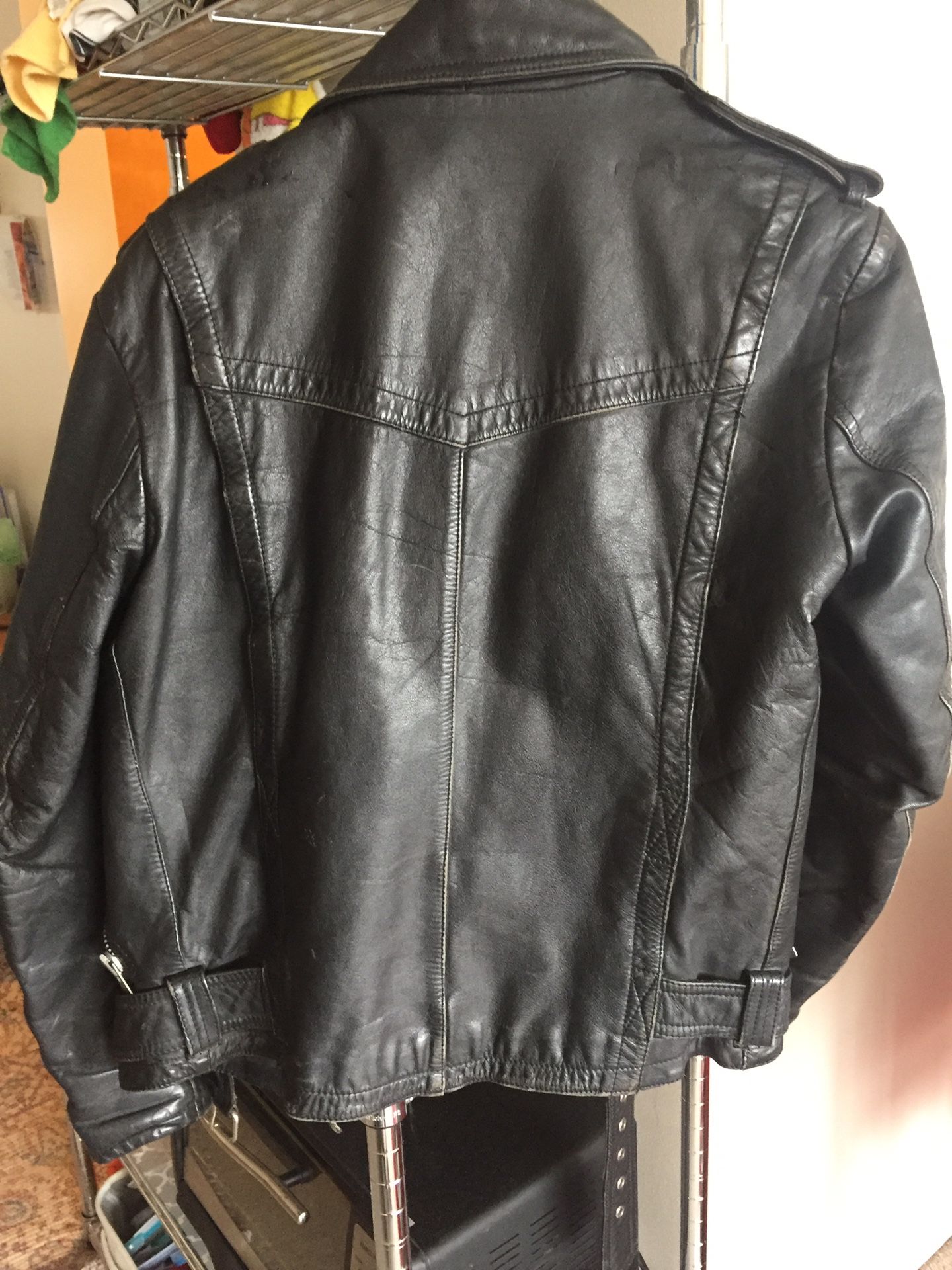 Men’s black leather motorcycle jacket