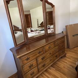 Free Dresser With Mirror