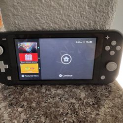 Nintendo Switch Lite 