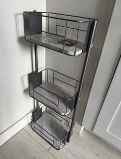 Corner shelf