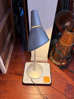 Vintage Artemide Spy Table Lamp Hannes Wettstein Italy 30” Tested Working
