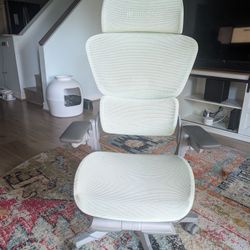 Hinomi H1 Pro Ergonomic Office Chair – Excellent Condition