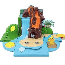 POKÉMON CARRY CASE VOLCANO PLAYSET