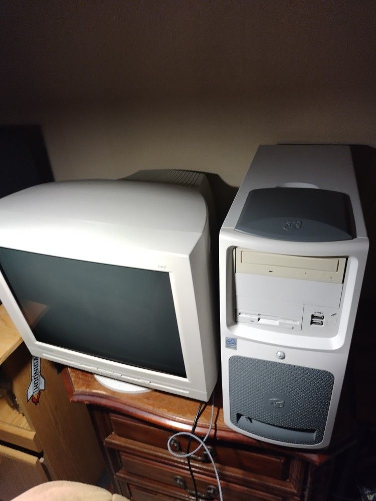 Gateway Retro Gaming PC Sleeper Build 😁