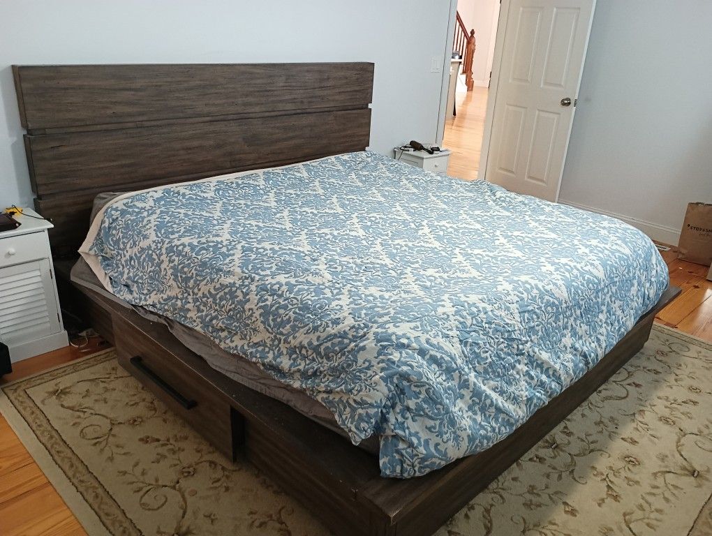 King Bed Frame With Drawers